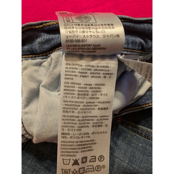Levi's Women's Boyfriend Jeans Size 33 Mid-Rise Stretch Cropped - Picture 7 of 7